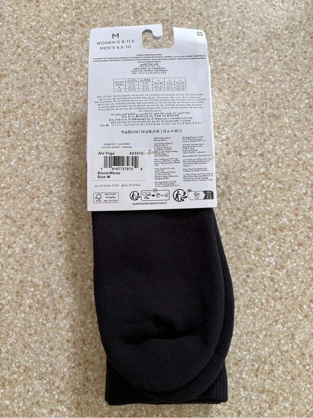 ALO Yoga Unisex Black Ribbed Throwback Crew Socks with White Logo Size Medium